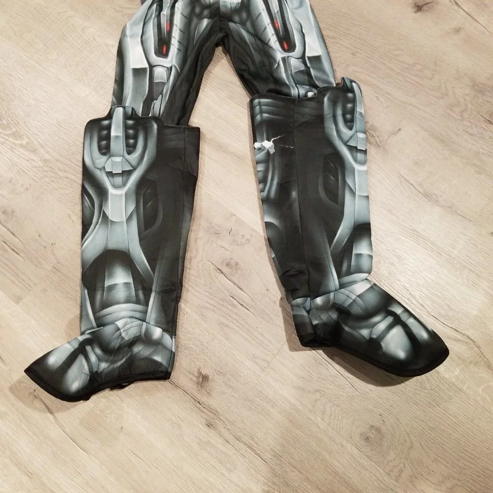 Rubie's Delux Avengers Ultron costume boys large